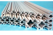 工業(yè)鋁型材鋸切裝框時應(yīng)注意的事項